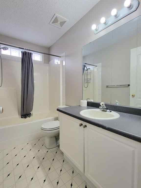 MLS® A2261891 - 11317 92B Street  in Summit Grande Prairie, Residential