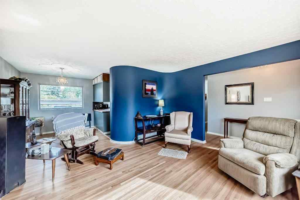MLS® A2261893 - 126 Springwood Drive SW in Southwood Calgary, Residential
