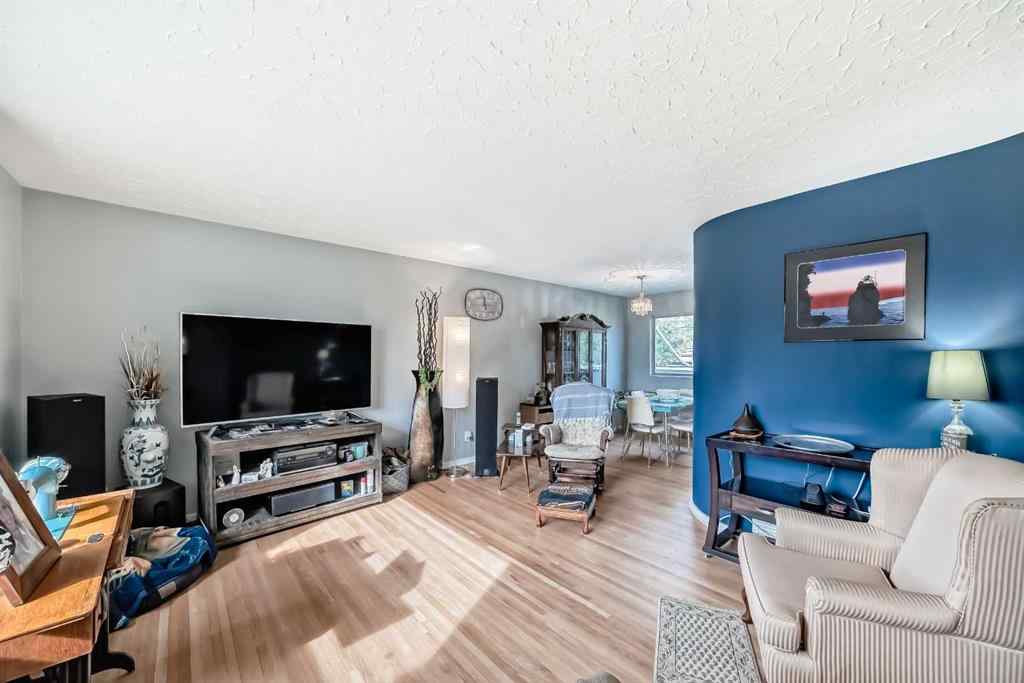 MLS® A2261893 - 126 Springwood Drive SW in Southwood Calgary, Residential