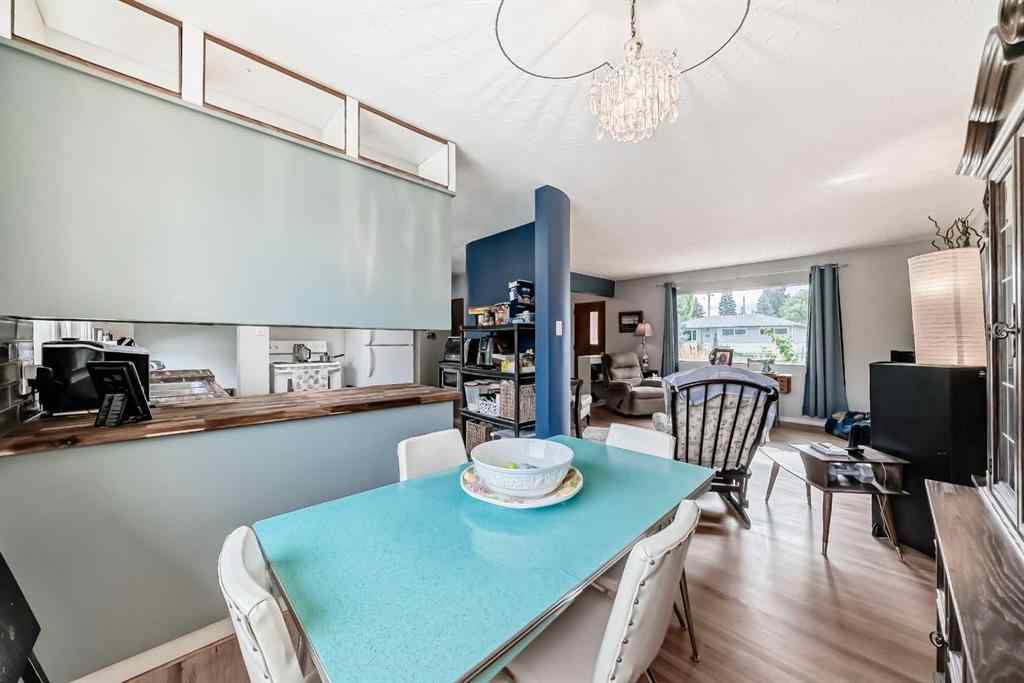 MLS® A2261893 - 126 Springwood Drive SW in Southwood Calgary, Residential