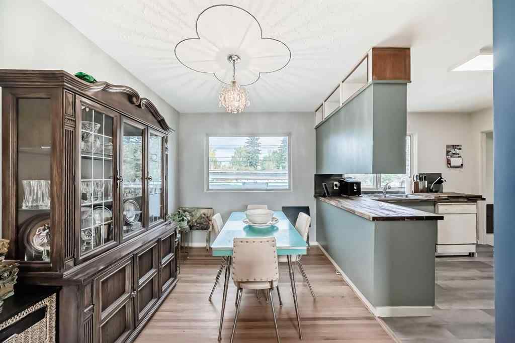 MLS® A2261893 - 126 Springwood Drive SW in Southwood Calgary, Residential