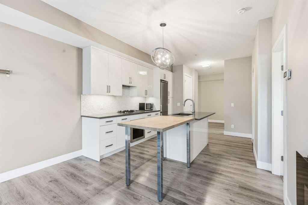 MLS® A2261901 - Unit #209 1521 26 Avenue SW in South Calgary Calgary, Residential