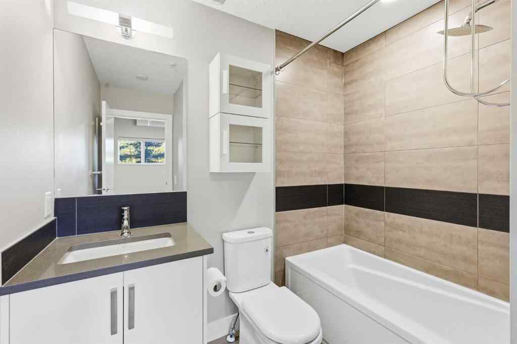 MLS® A2261901 - Unit #209 1521 26 Avenue SW in South Calgary Calgary, Residential