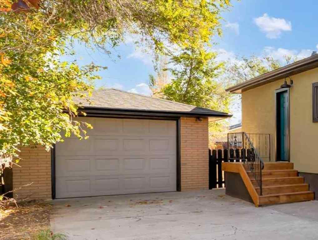 MLS® A2261913 - 333 1 Street SW in NONE Redcliff, Residential