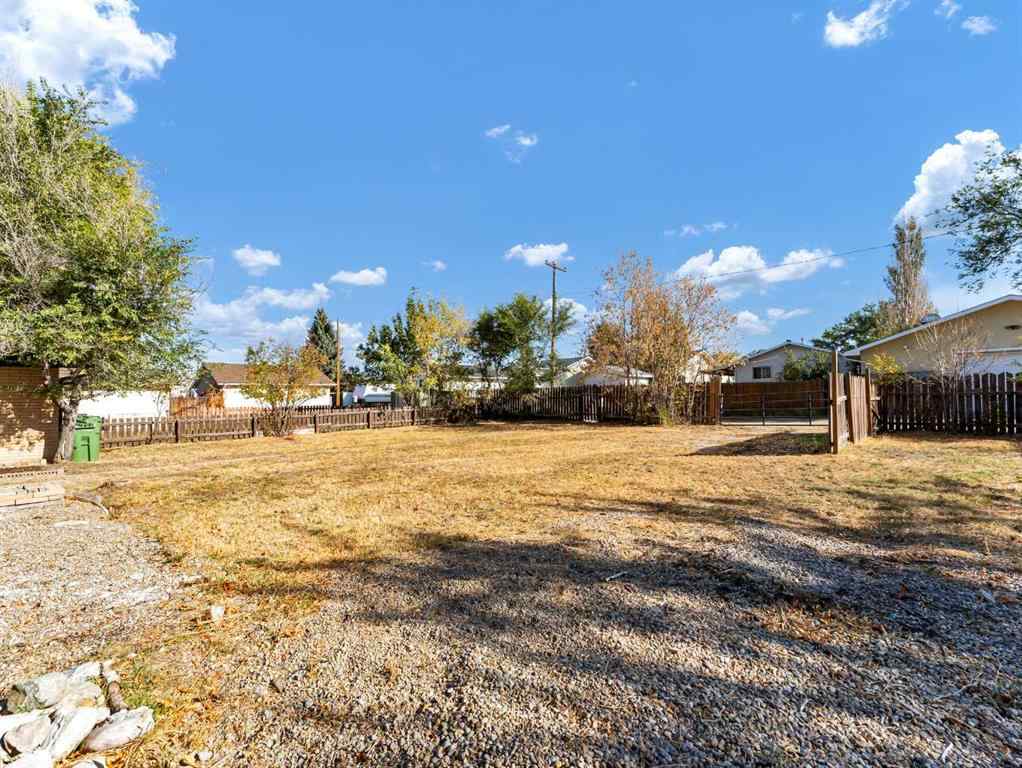 MLS® A2261913 - 333 1 Street SW in NONE Redcliff, Residential