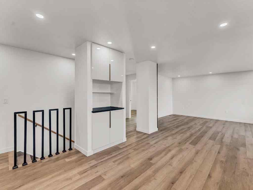 MLS® A2261913 - 333 1 Street SW in NONE Redcliff, Residential