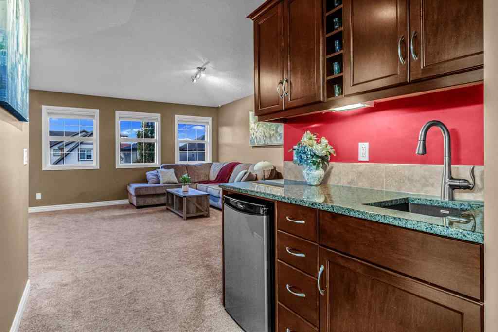 MLS® A2261914 - 262 Hillcrest Circle SW in Hillcrest Airdrie, Residential