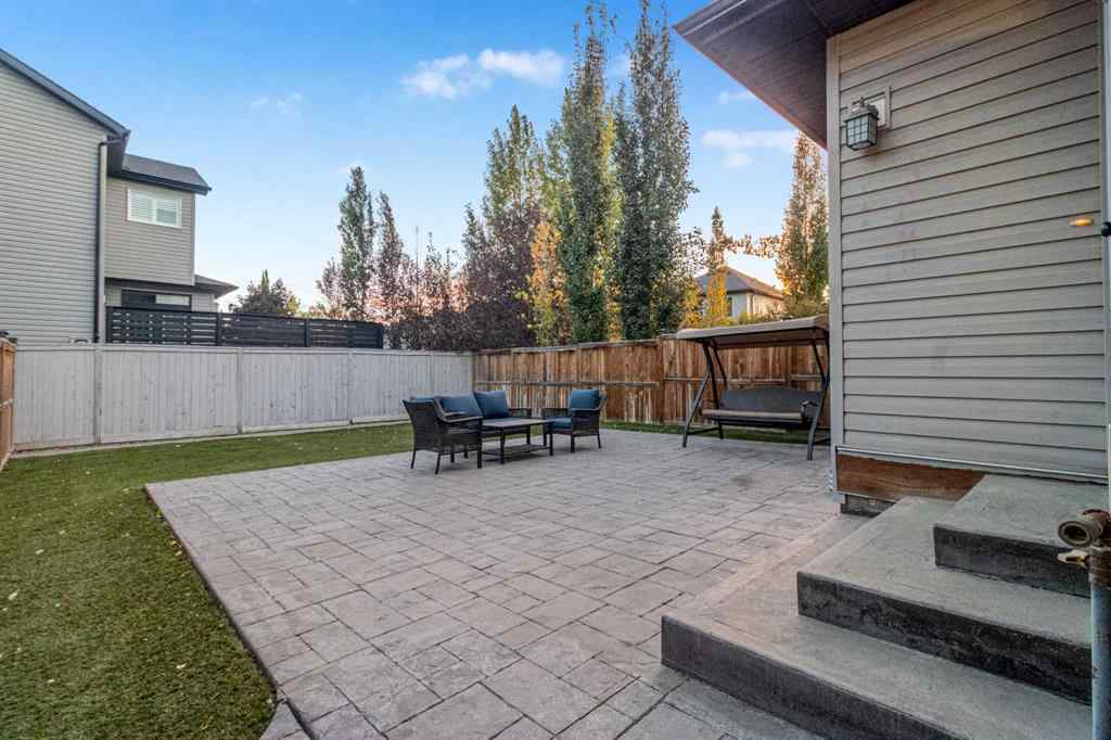 MLS® A2261914 - 262 Hillcrest Circle SW in Hillcrest Airdrie, Residential