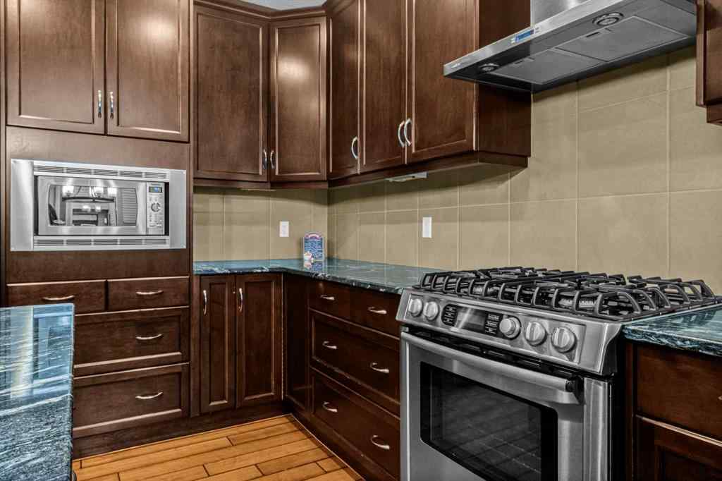 MLS® A2261914 - 262 Hillcrest Circle SW in Hillcrest Airdrie, Residential