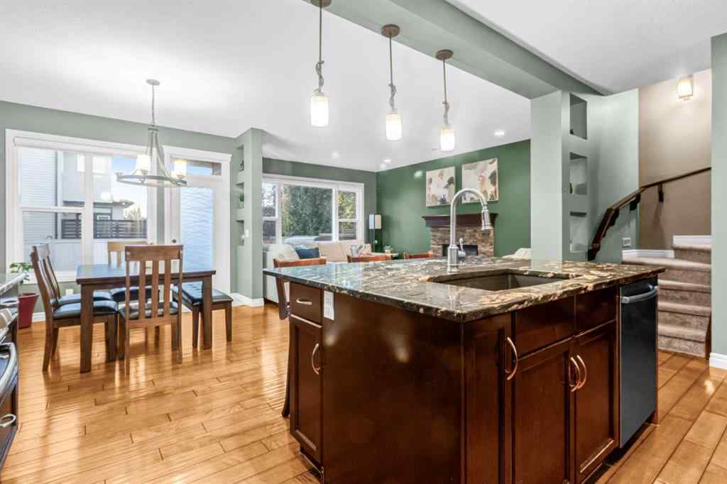 MLS® A2261914 - 262 Hillcrest Circle SW in Hillcrest Airdrie, Residential