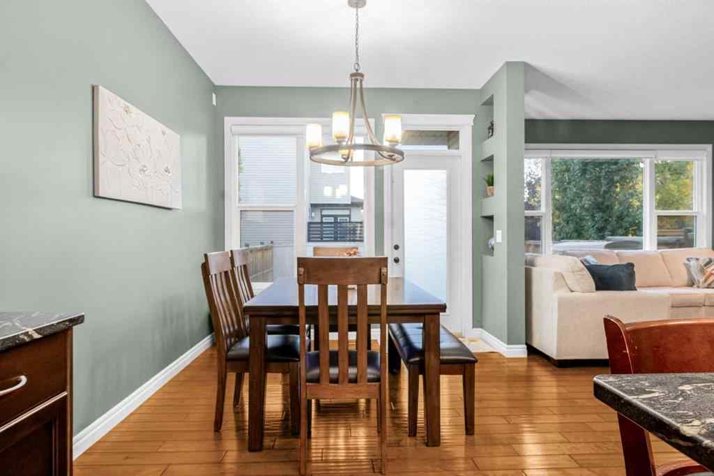 MLS® A2261914 - 262 Hillcrest Circle SW in Hillcrest Airdrie, Residential