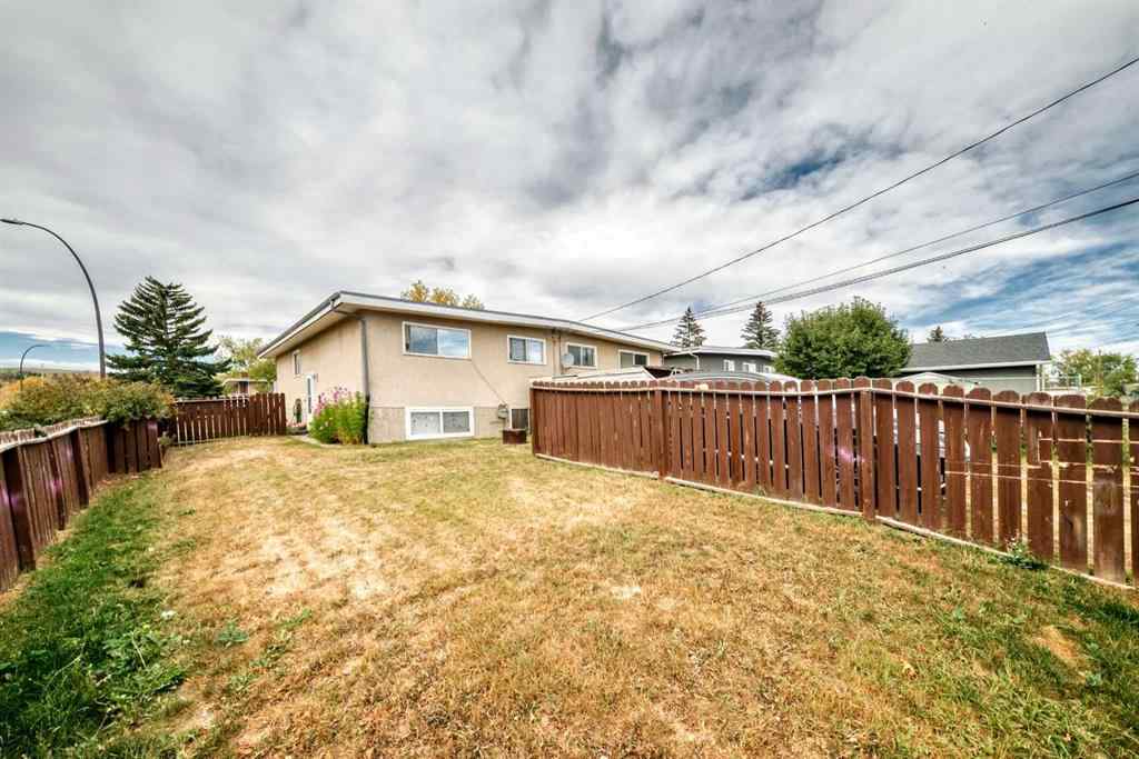 MLS® A2261915 - 133 & 135 Huntford Close NE in Huntington Hills Calgary, Residential