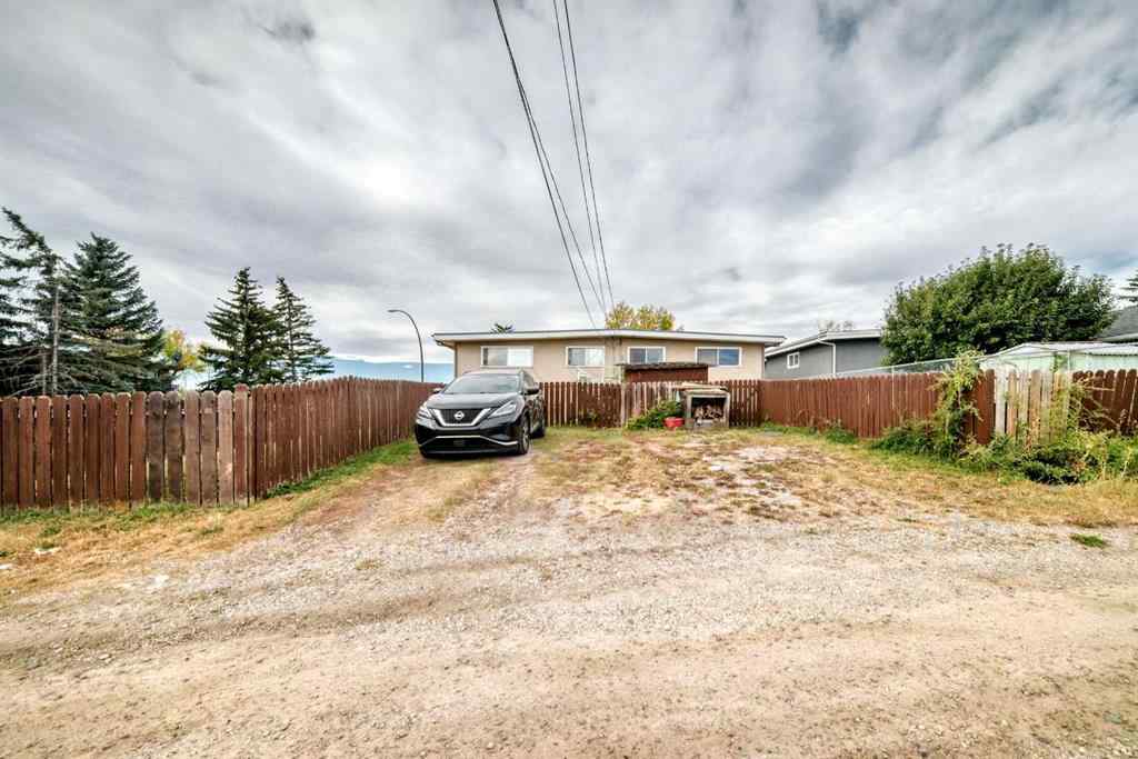 MLS® A2261915 - 133 & 135 Huntford Close NE in Huntington Hills Calgary, Residential