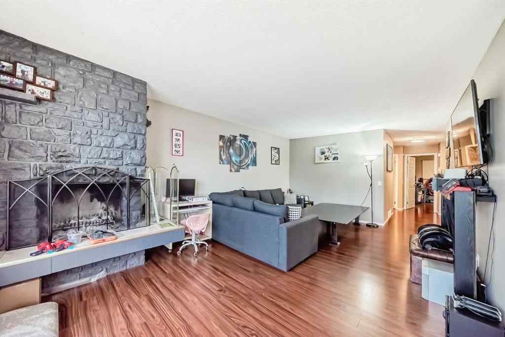 MLS® A2261915 - 133 & 135 Huntford Close NE in Huntington Hills Calgary, Residential