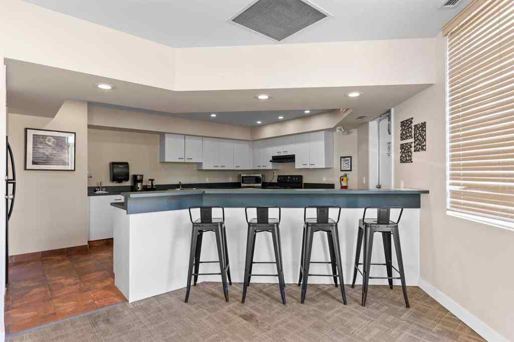 MLS® A2261921 - Unit #11 2611 Edenwold Heights NW in Edgemont Calgary, Residential