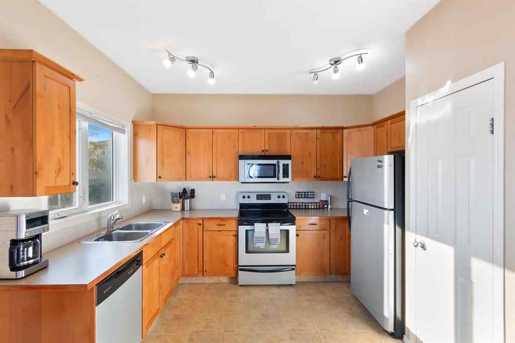 MLS® A2261923 - Unit #A 5029 48 Street  in NONE Olds, Residential