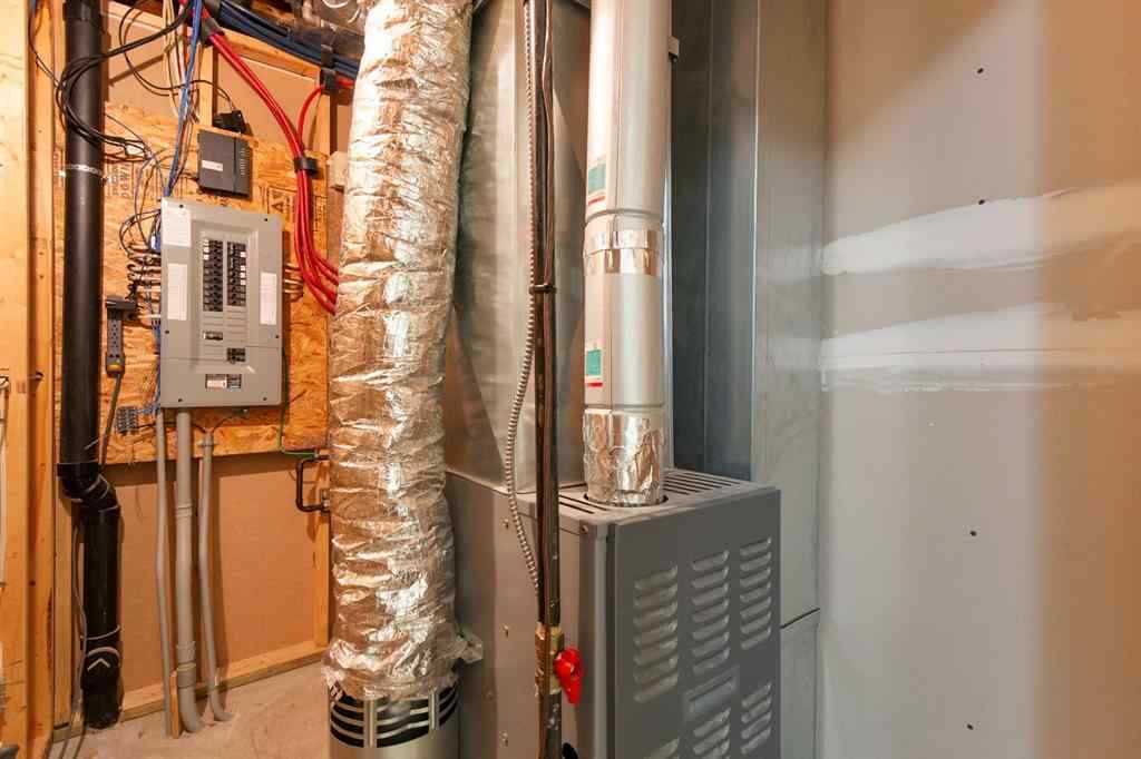 MLS® A2261923 - Unit #A 5029 48 Street  in NONE Olds, Residential