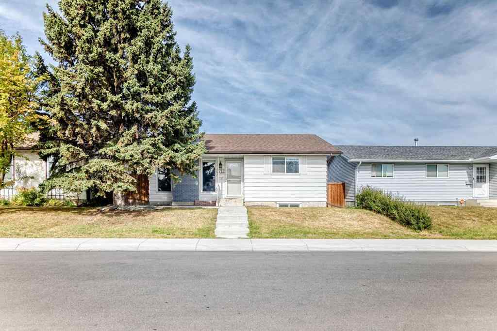 MLS® A2261940 - 6712 23 Avenue NE in Pineridge Calgary, Residential