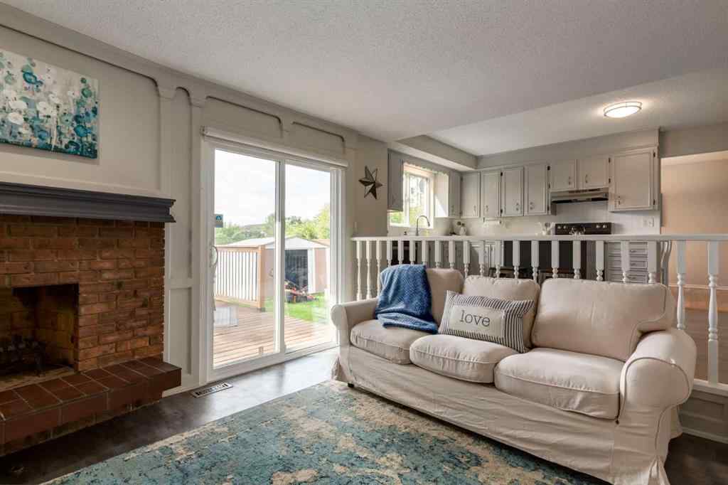 MLS® A2261943 - 24 Berkley Place NW in Beddington Heights Calgary, Residential