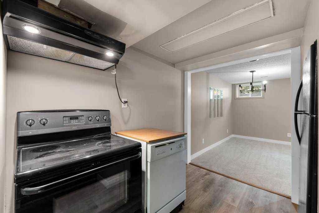 MLS® A2261944 - 488 Bracewood Crescent SW in Braeside Calgary, Residential