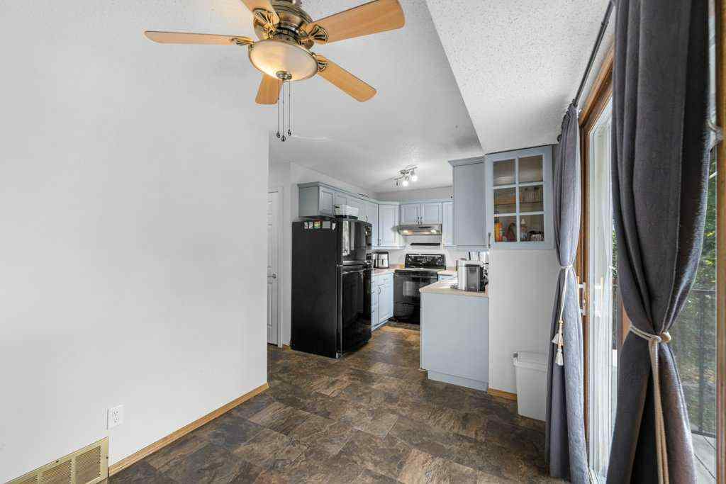 MLS® A2261944 - 488 Bracewood Crescent SW in Braeside Calgary, Residential