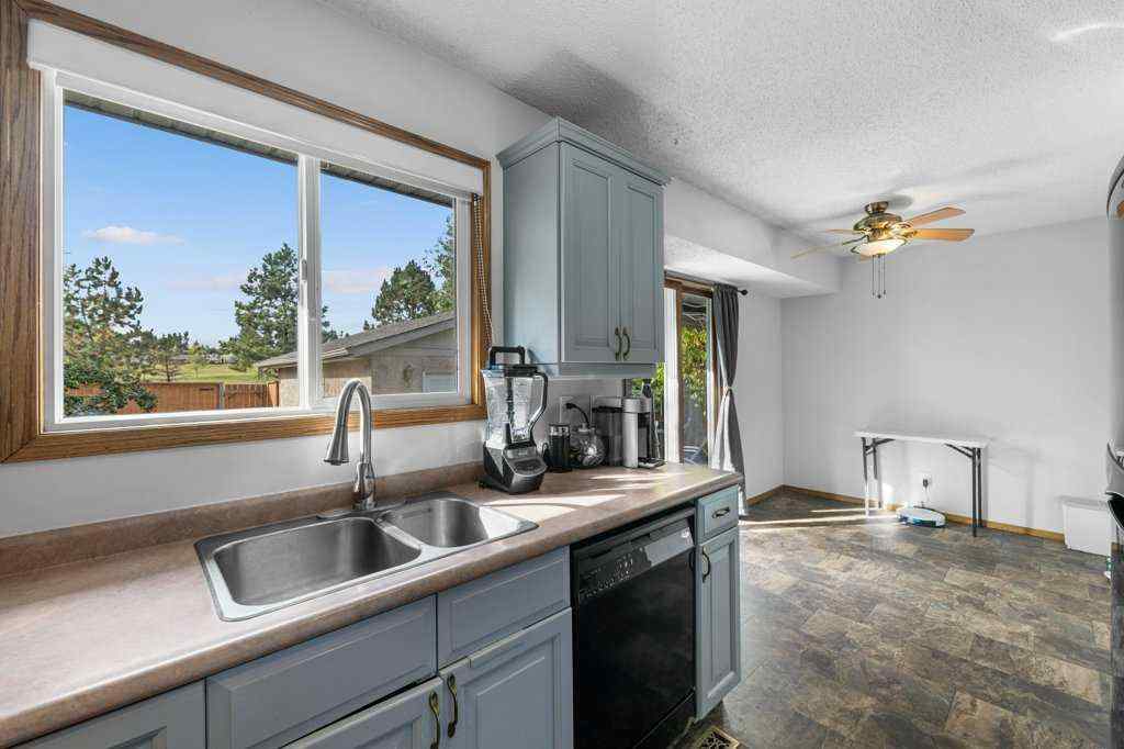 MLS® A2261944 - 488 Bracewood Crescent SW in Braeside Calgary, Residential