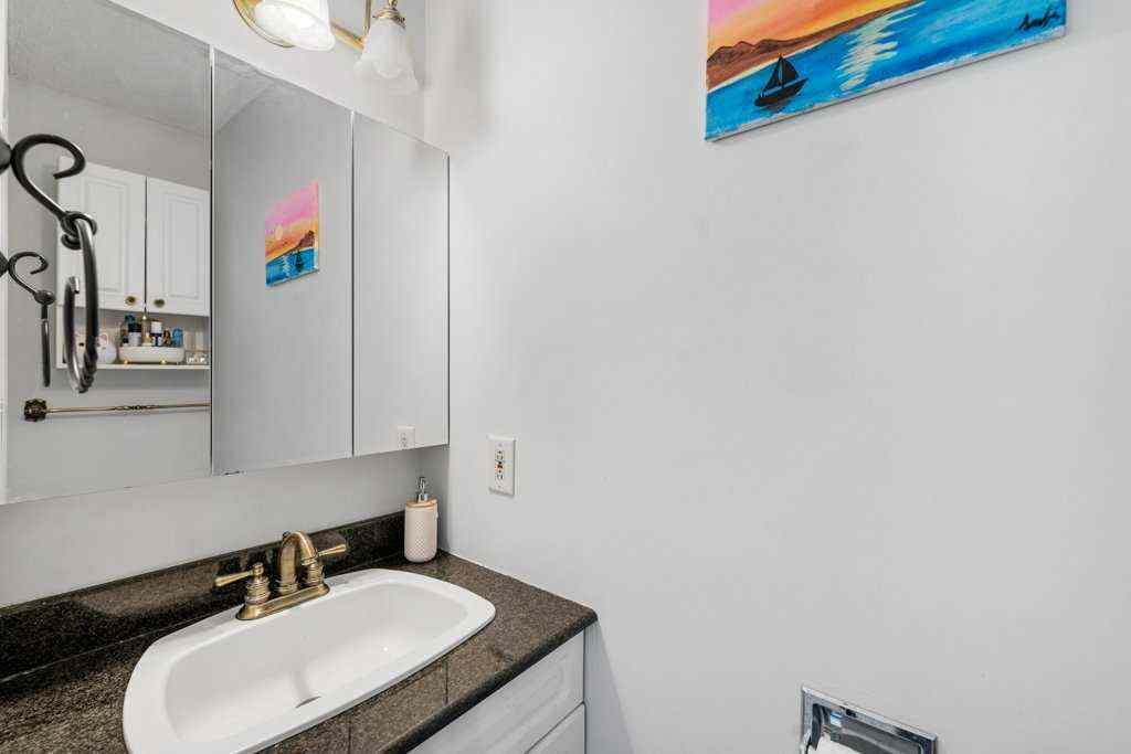 MLS® A2261944 - 488 Bracewood Crescent SW in Braeside Calgary, Residential