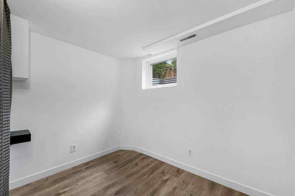 MLS® A2261944 - 488 Bracewood Crescent SW in Braeside Calgary, Residential