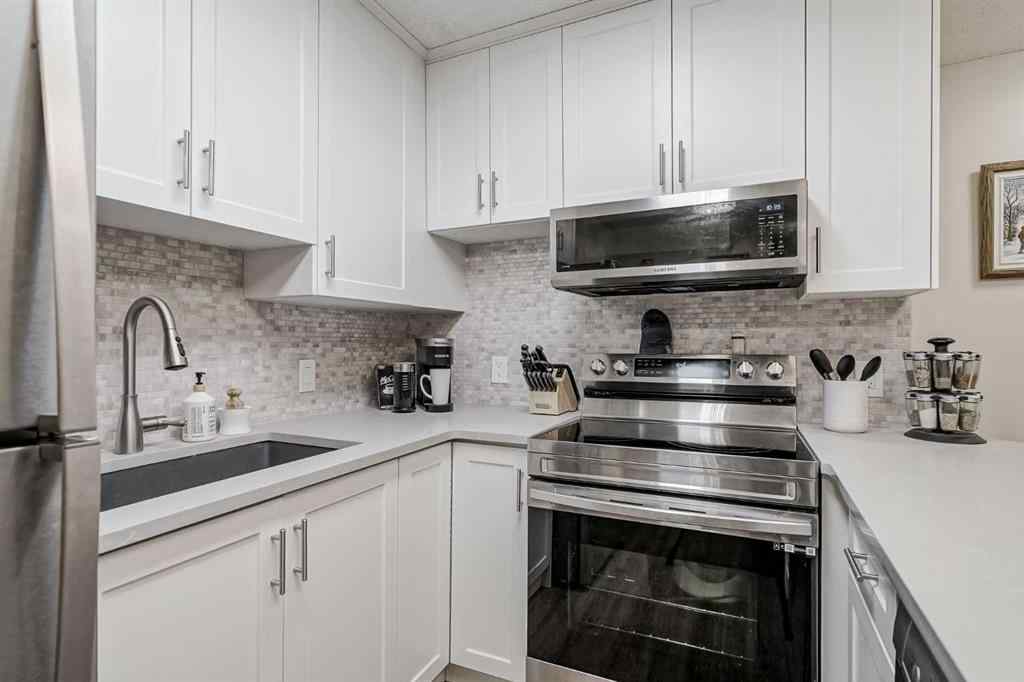 MLS® A2261946 - Unit #34 2834 Edenwold Heights NW in Edgemont Calgary, Residential