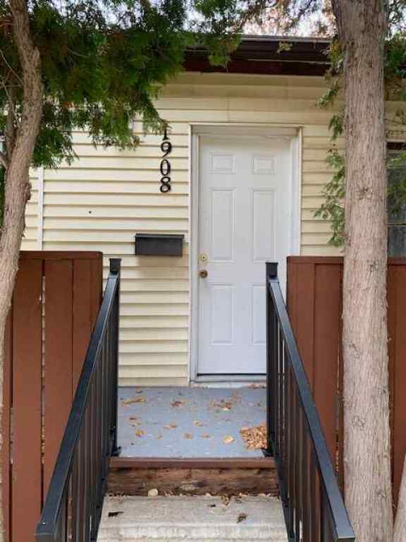 MLS® A2261964 - Unit #1 1908 7 Avenue S in Victoria Park Lethbridge, Rental