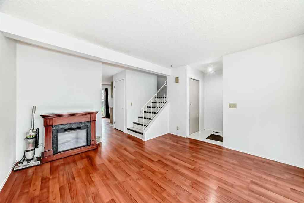 MLS® A2261968 - Unit ##11 380 Bermuda Drive NW in Beddington Heights Calgary, Residential