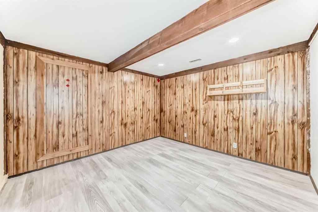 MLS® A2261968 - Unit ##11 380 Bermuda Drive NW in Beddington Heights Calgary, Residential