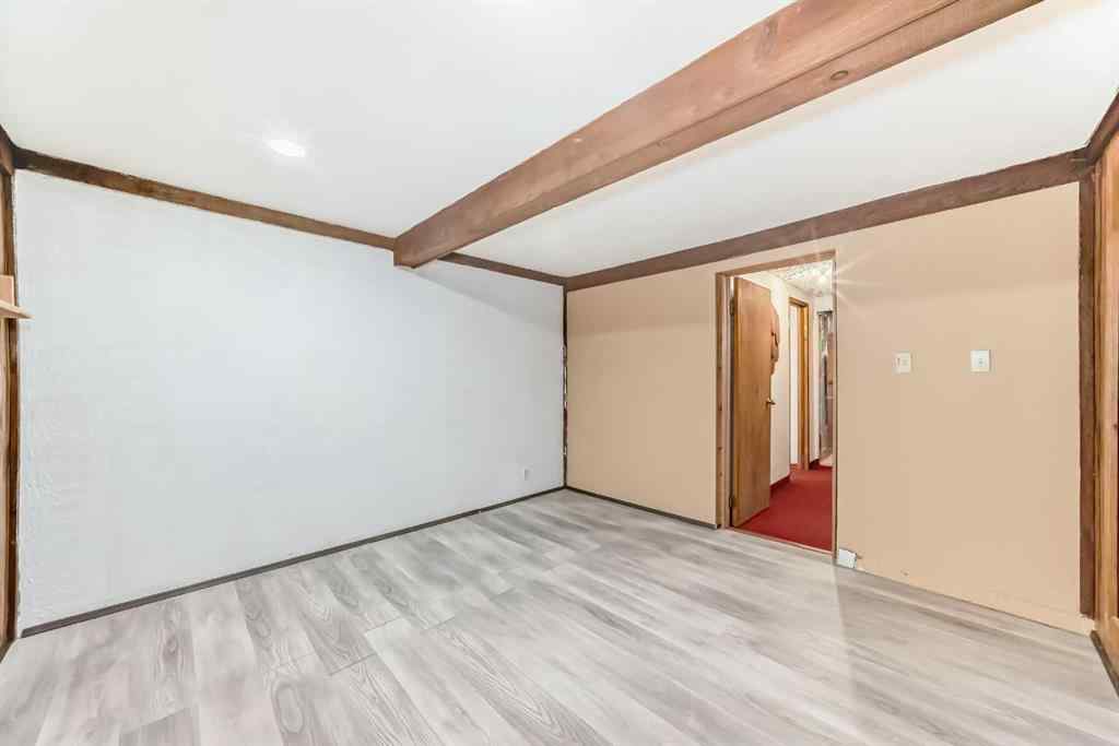 MLS® A2261968 - Unit ##11 380 Bermuda Drive NW in Beddington Heights Calgary, Residential