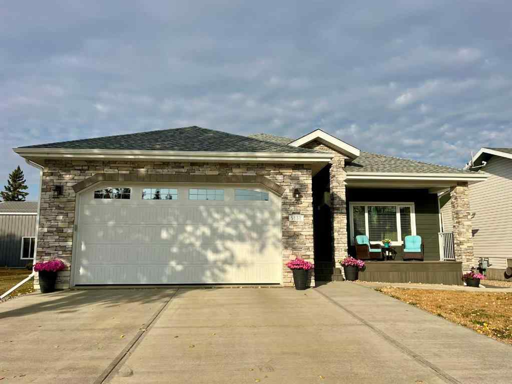 MLS® A2261978 - 5132 54 Avenue  in Viking Viking, Residential