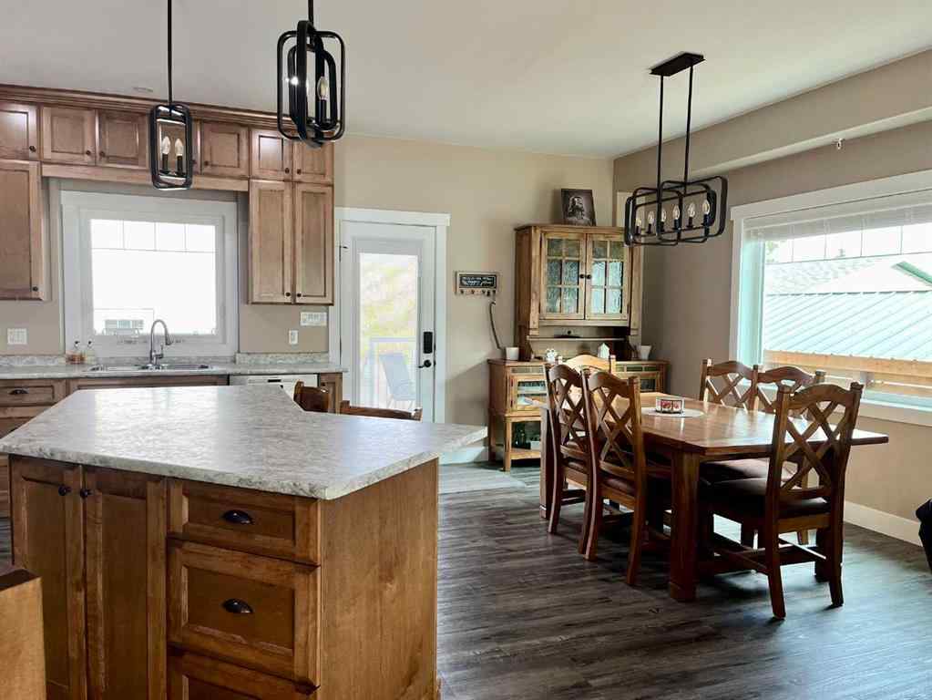 MLS® A2261978 - 5132 54 Avenue  in Viking Viking, Residential