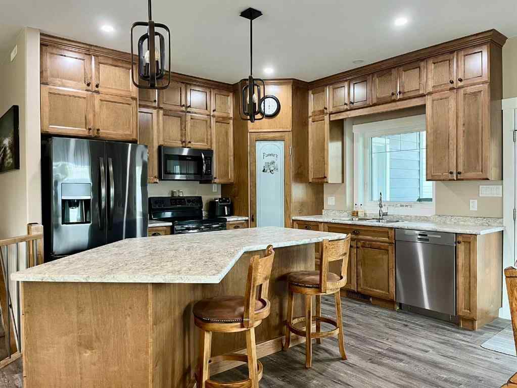 MLS® A2261978 - 5132 54 Avenue  in Viking Viking, Residential