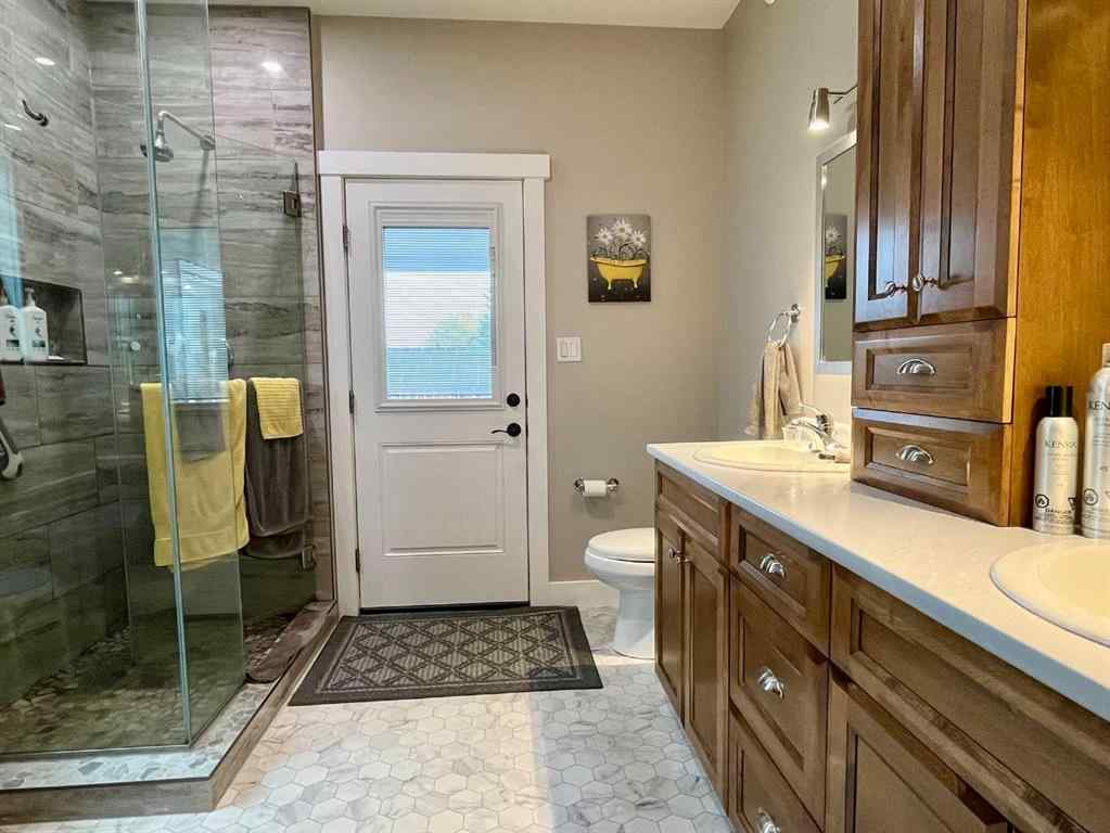 MLS® A2261978 - 5132 54 Avenue  in Viking Viking, Residential