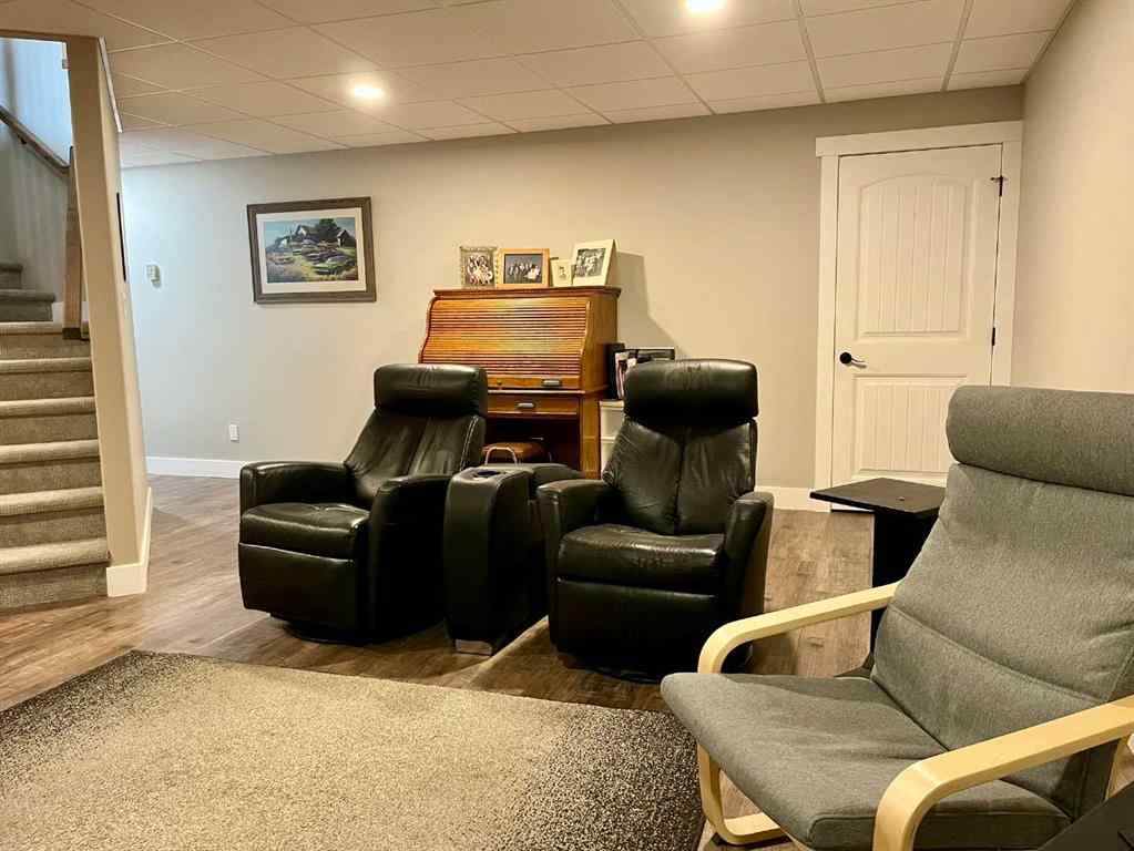 MLS® A2261978 - 5132 54 Avenue  in Viking Viking, Residential