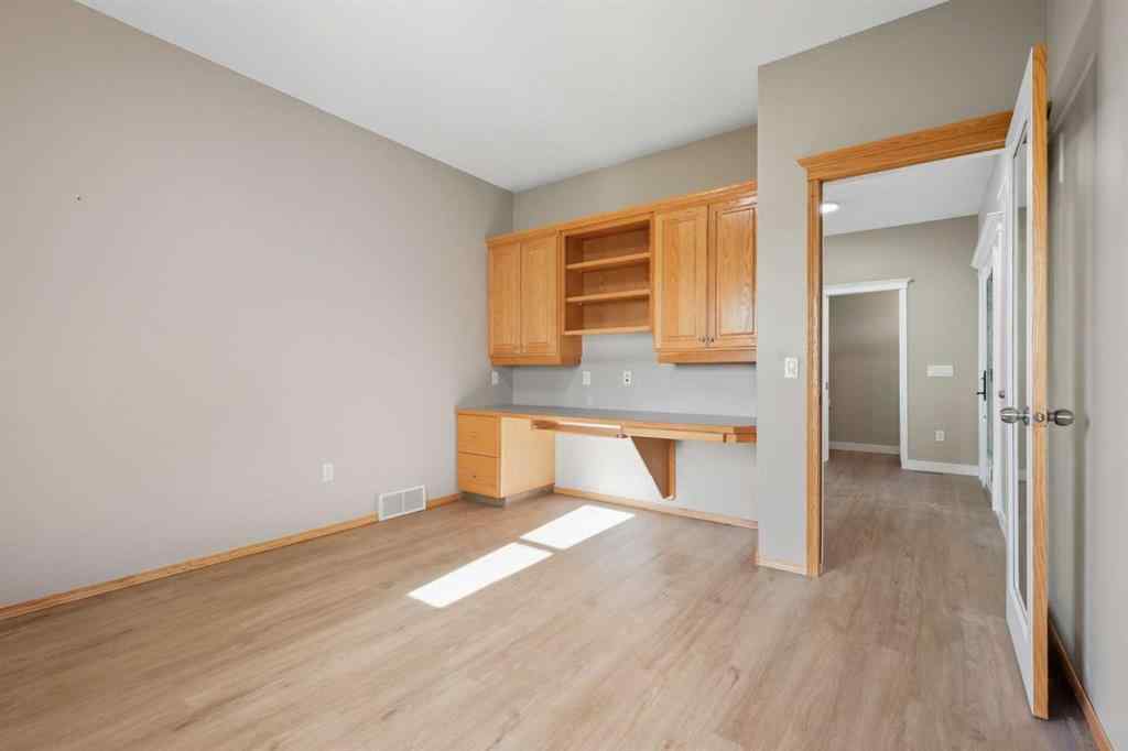 MLS® A2261985 - 252047 Township Road 252   in NONE Rural Wheatland County, Residential