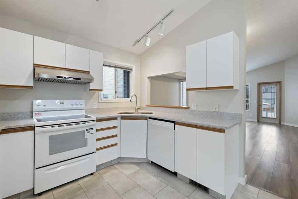 MLS® A2261992 - 57 Citadel Gardens NW in Citadel Calgary, Residential