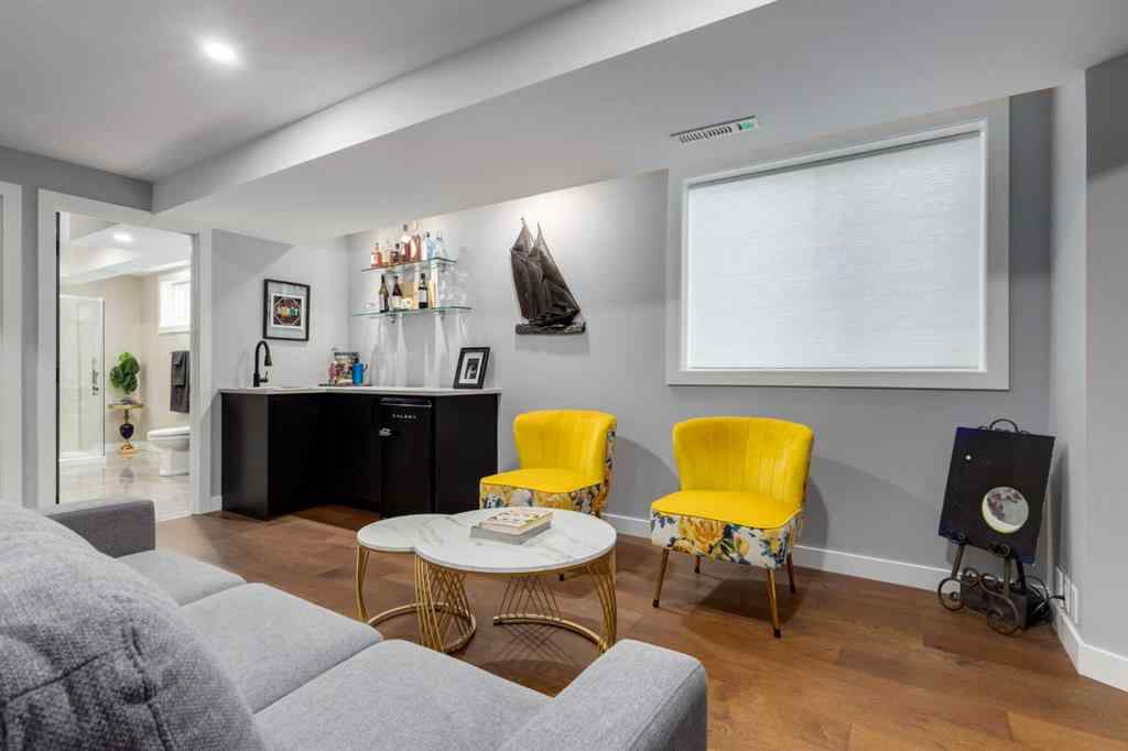 MLS® A2262001 - 3223 Signal Hill Drive SW in Signal Hill Calgary, Residential