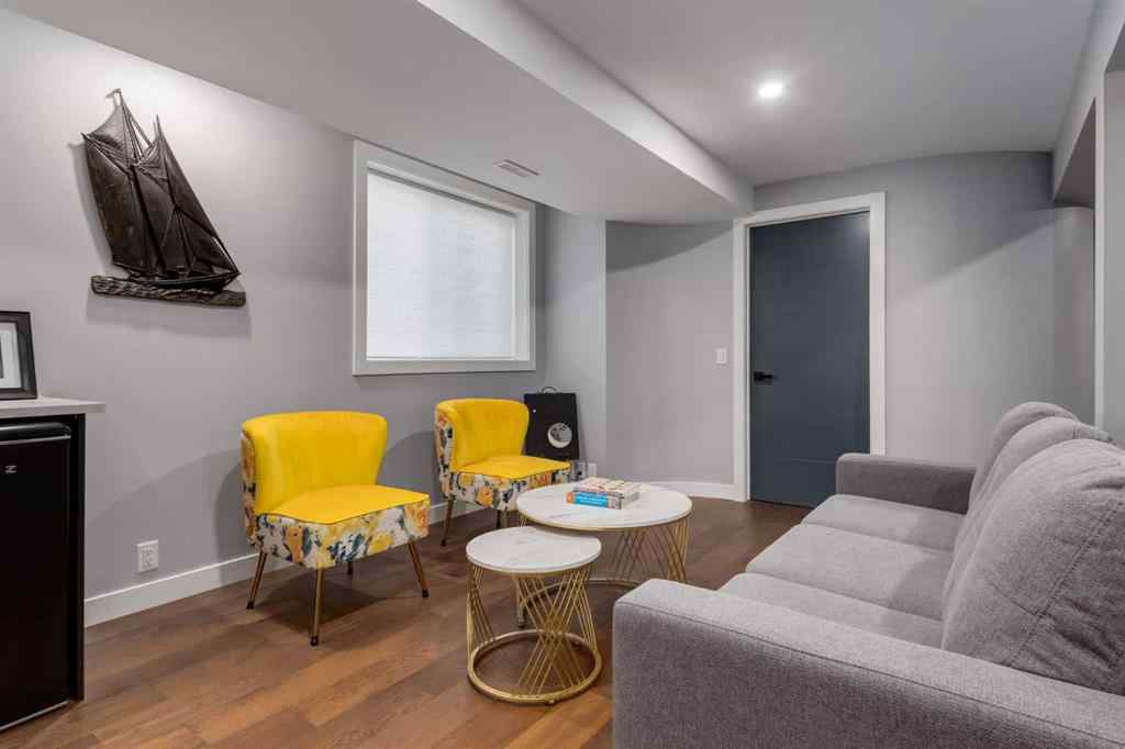 MLS® A2262001 - 3223 Signal Hill Drive SW in Signal Hill Calgary, Residential