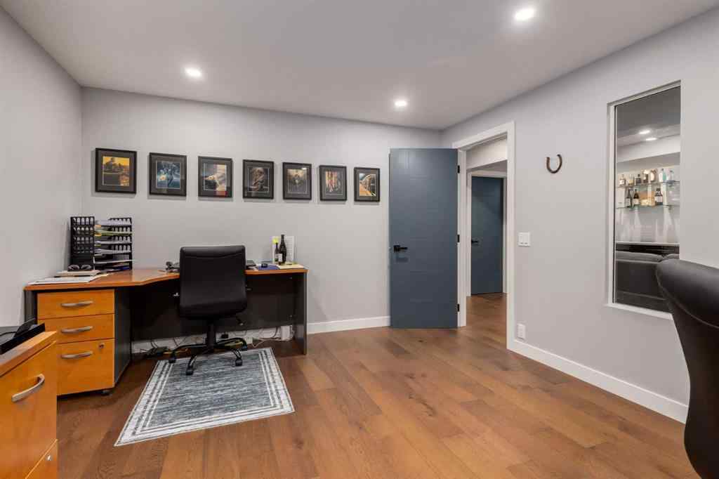 MLS® A2262001 - 3223 Signal Hill Drive SW in Signal Hill Calgary, Residential