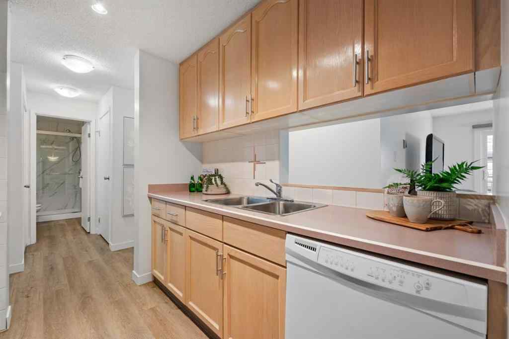 MLS® A2262004 - Unit #319 723 57 Avenue SW in Windsor Park Calgary, Residential