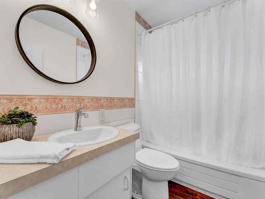 MLS® A2262005 - 922 Bassett Crescent NW in Northwest Crescent Heights Medicine Hat, Residential