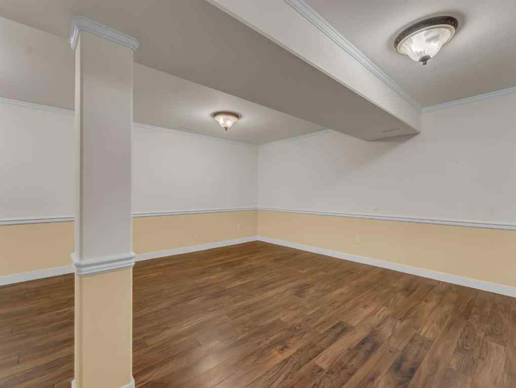 MLS® A2262005 - 922 Bassett Crescent NW in Northwest Crescent Heights Medicine Hat, Residential