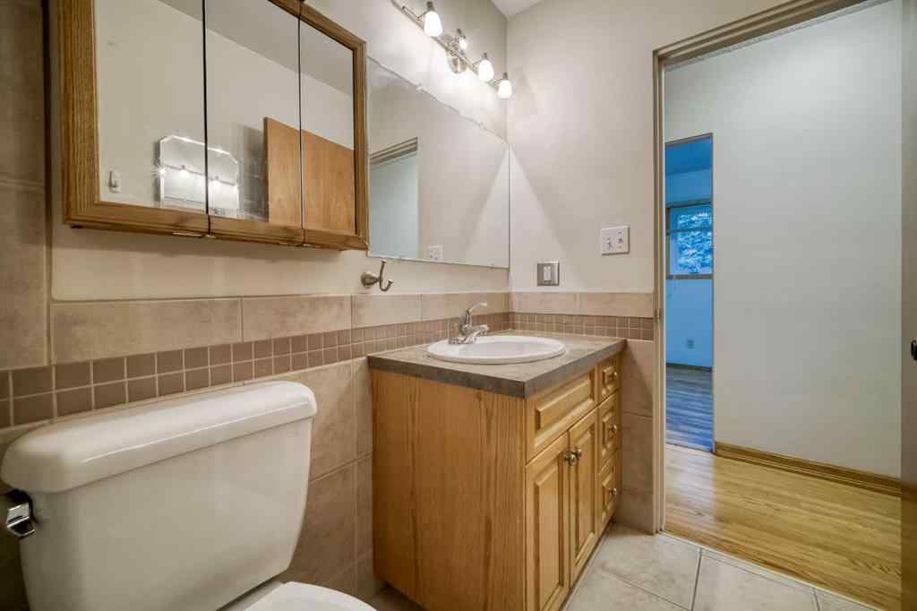 MLS® A2262010 - 3307 Boulton Road NW in Brentwood Calgary, Residential