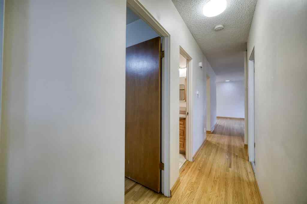 MLS® A2262010 - 3307 Boulton Road NW in Brentwood Calgary, Residential