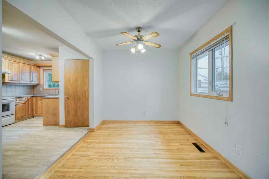 MLS® A2262010 - 3307 Boulton Road NW in Brentwood Calgary, Residential