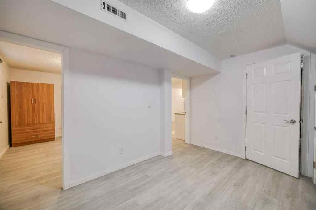 MLS® A2262010 - 3307 Boulton Road NW in Brentwood Calgary, Residential